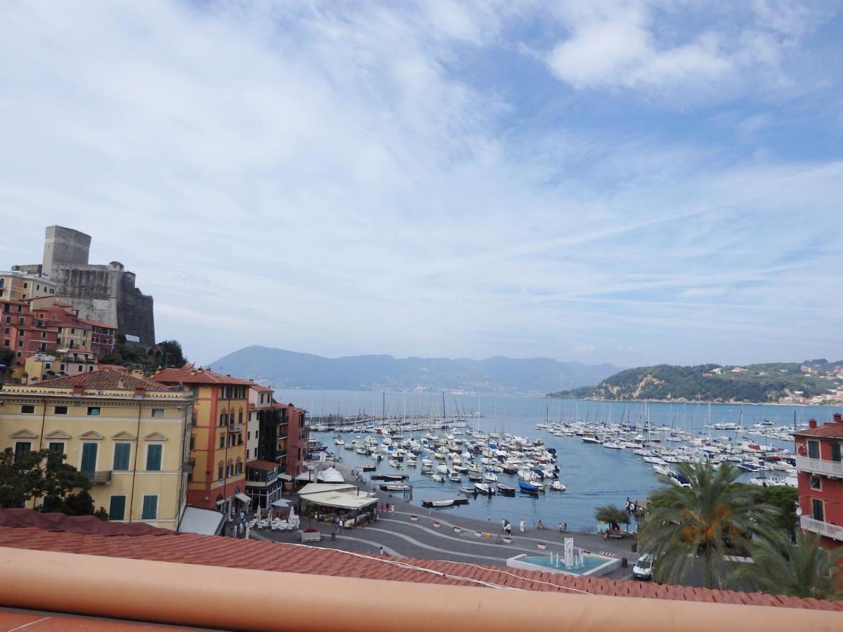 Mansarda Laura Apartment Lerici Exterior foto