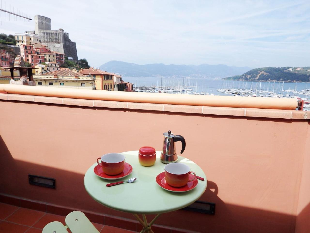 Mansarda Laura Apartment Lerici Exterior foto